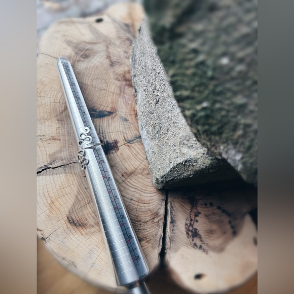 Vintage Artisan Silver Wave Statement Ring - Picture 4 of 8